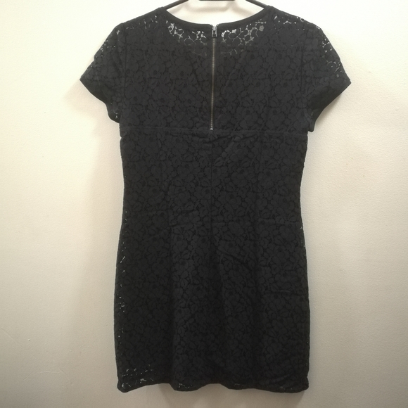 Talula Short Sleeve Lace Dress - Picture 7 of 11